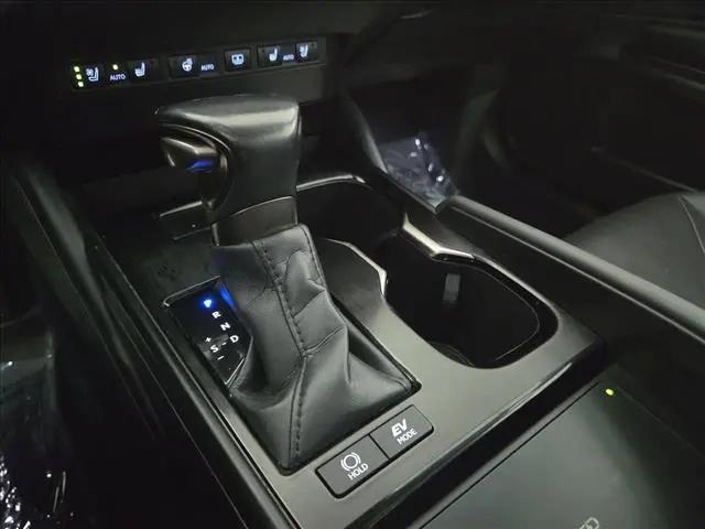 2024 Lexus ES 300h Luxury