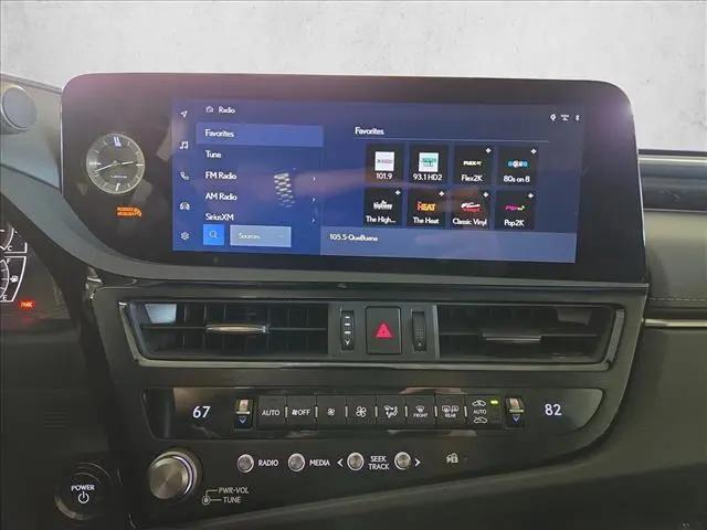 2024 Lexus ES 300h Luxury