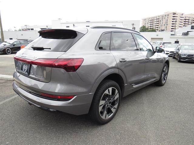 2022 Audi e-tron Premium