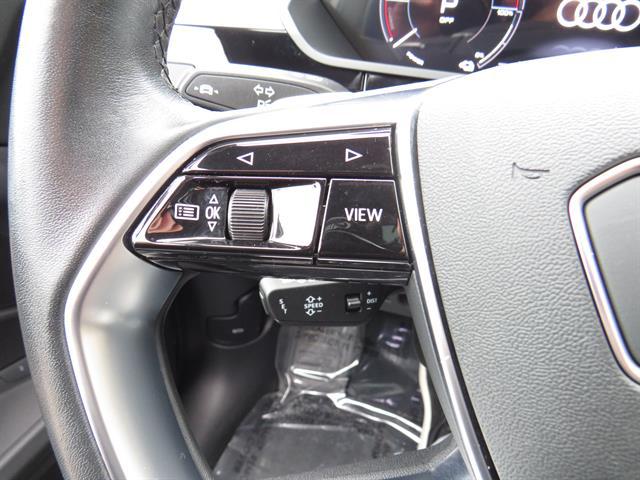 2022 Audi e-tron Premium