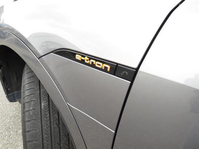 2022 Audi e-tron Premium