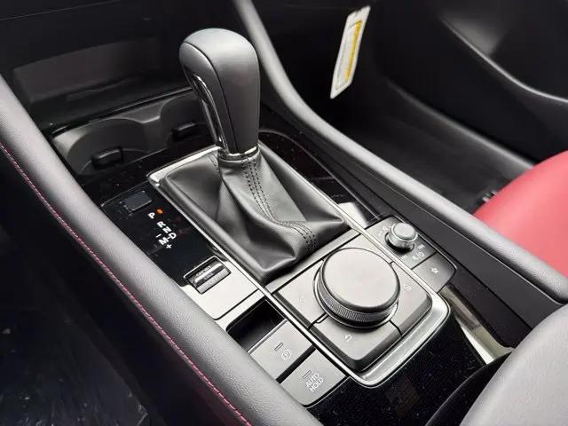 2026 Mazda Mazda3 2.5 S Carbon Edition