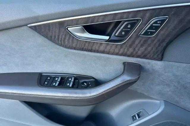 2020 Audi Q8 Prestige 55 TFSI quattro Tiptronic