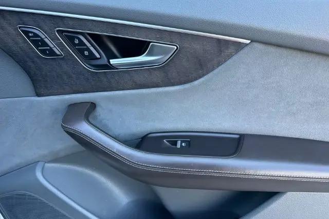 2020 Audi Q8 Prestige 55 TFSI quattro Tiptronic
