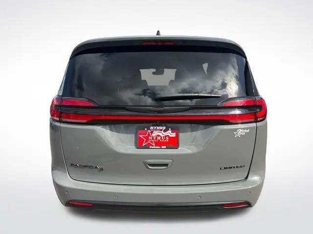 2025 Chrysler Pacifica Limited
