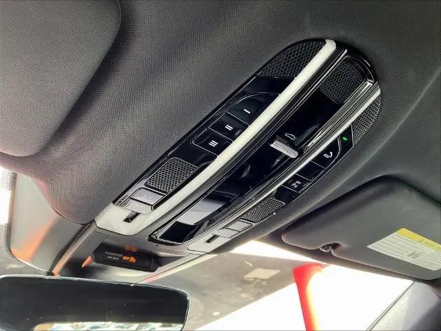 2023 Porsche Cayenne S Platinum Edition