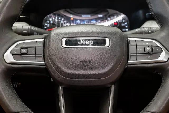 2025 Jeep Compass Latitude 4x4