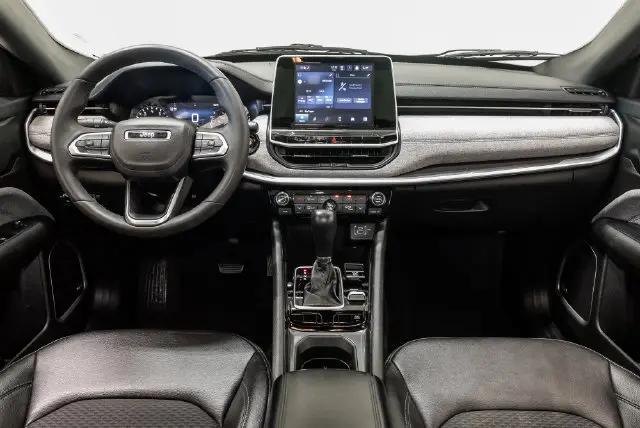 2025 Jeep Compass Latitude 4x4
