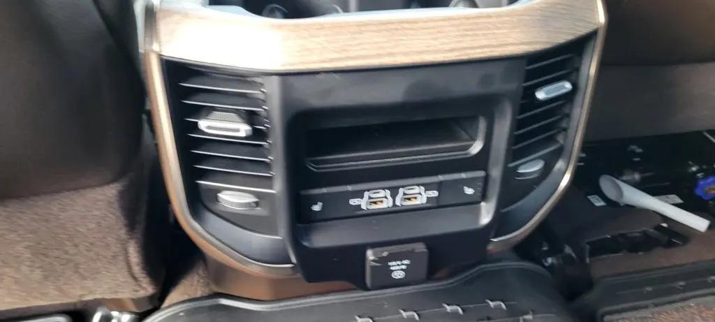 2025 Ram 2500 Limited Longhorn Crew Cab 4x4 64 Box