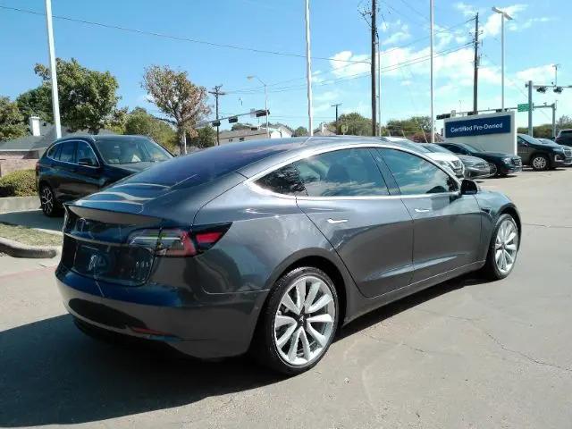 2018 Tesla Model 3 Long Range