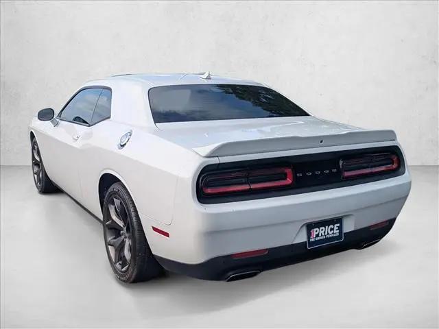 2017 Dodge Challenger SXT Plus