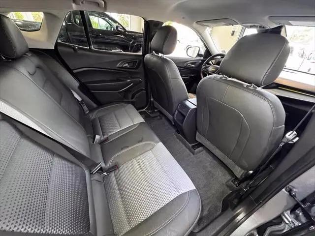2025 Chevrolet Trax FWD LT