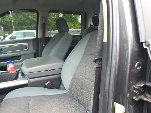 2017 Ram 3500 Big Horn Crew Cab 4x4 8 Box