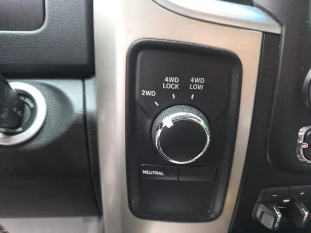 2017 Ram 3500 Big Horn Crew Cab 4x4 8 Box