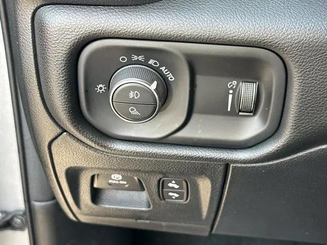 2023 Ram 1500 Big Horn Crew Cab 4x4 57 Box
