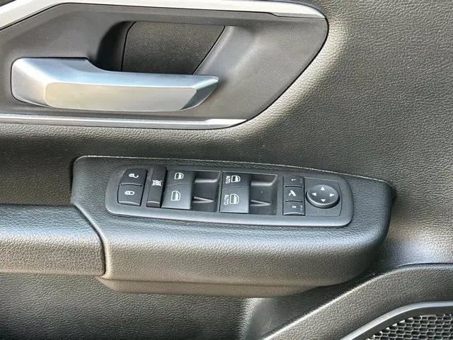 2023 Ram 1500 Big Horn Crew Cab 4x4 57 Box