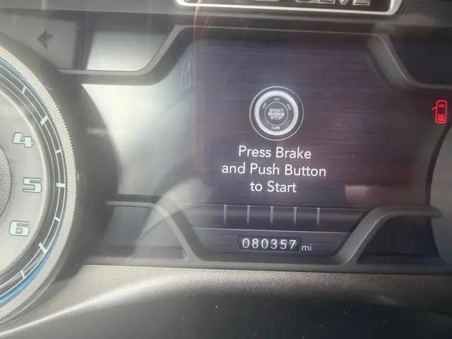 2019 Ram 1500 Limited Crew Cab 4x4 57 Box