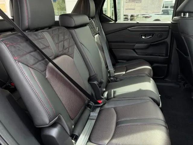 2026 Honda Pilot Black Edition