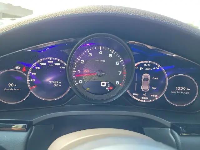 2022 Porsche Cayenne Platinum Edition