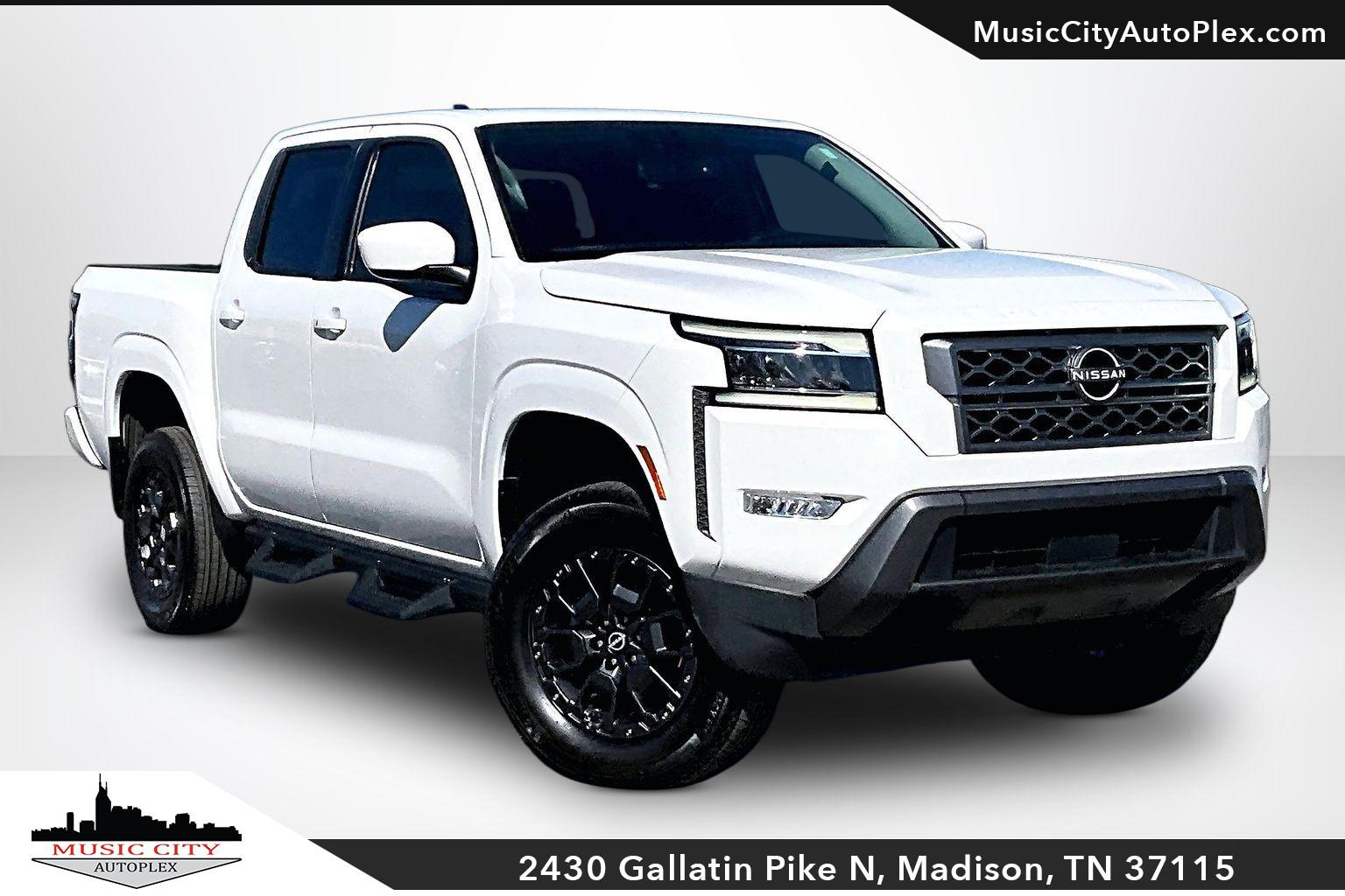 Glacier White 2022 Nissan Frontier Pickup Truck Four-Wheel Drive Automatic