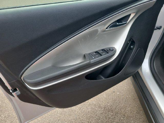 2013 Chevrolet Volt Base