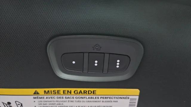 2027 Chrysler Pacifica Select AWD