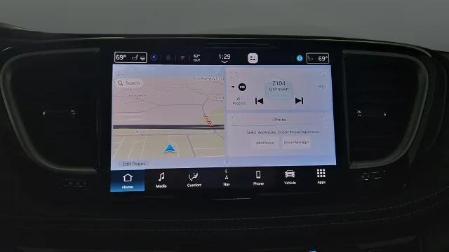 2027 Chrysler Pacifica Select AWD