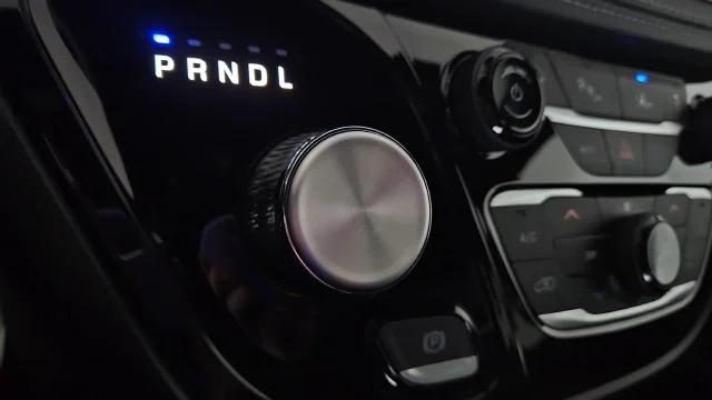 2027 Chrysler Pacifica Select AWD