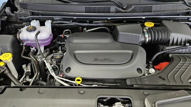 2027 Chrysler Pacifica Select AWD
