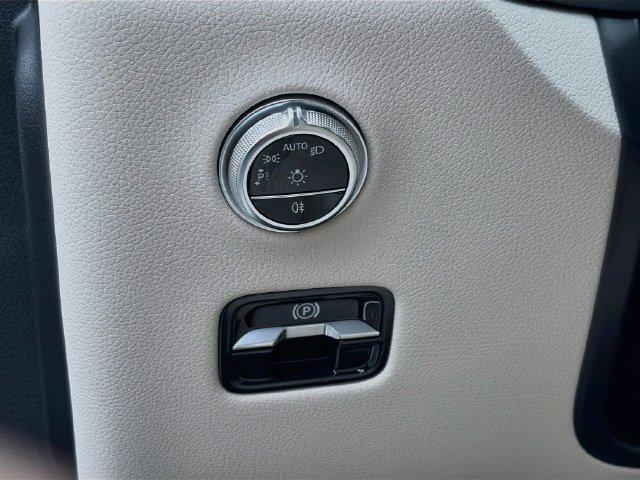 2027 Mercedes-Benz GLC GLC 300