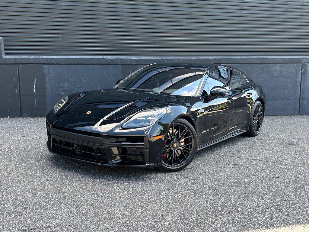 /2025 Porsche Panamera