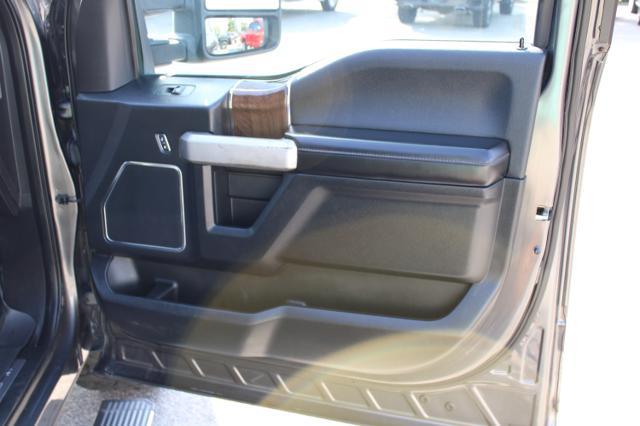 2017 Ford F-150 Platinum