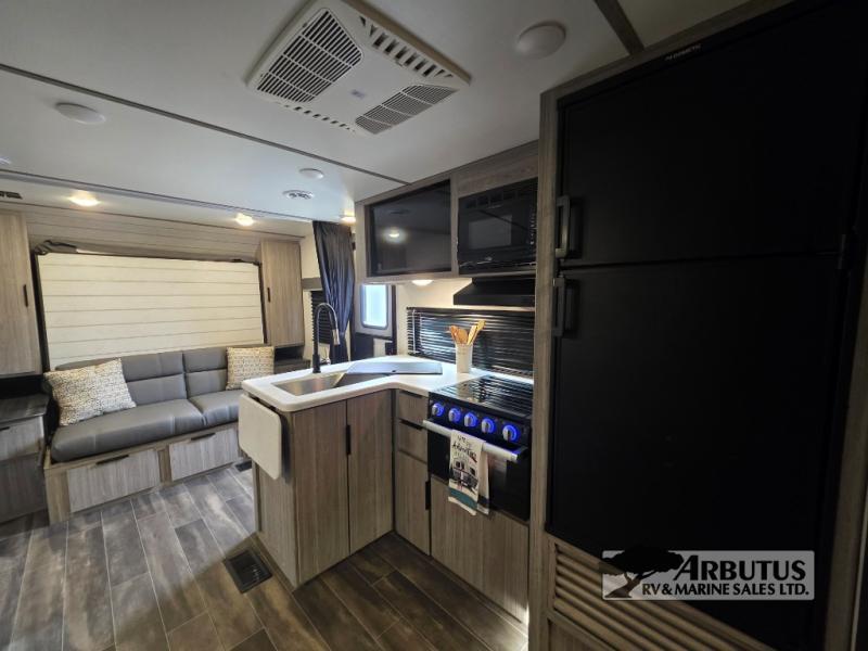 2022 Keystone RV Passport SL Series 221BHWE TRAVEL TRAILER