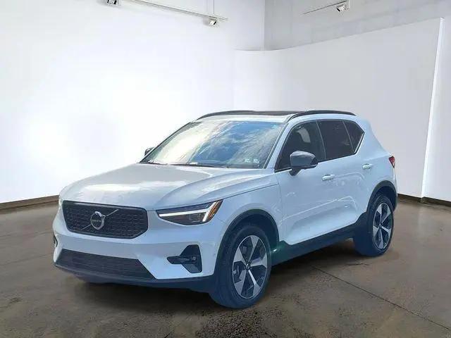 2026 Volvo XC40 Plus, B5 AWD Gas mild hybrid, Dark for sale in Wexford, PA
