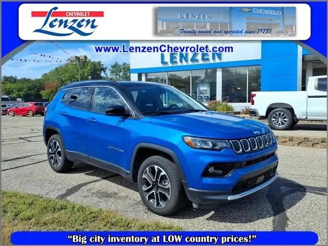 2022 Jeep Compass Limited 4x4 for sale in Chaska, MN