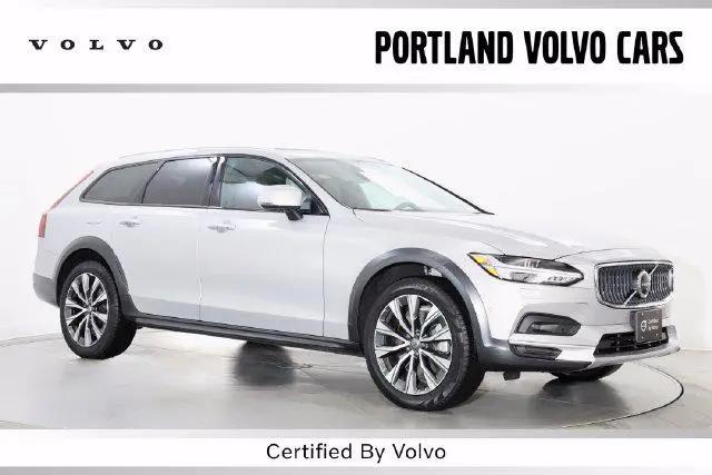 2025 Volvo V90 Cross Country Plus, B6 AWD Gas mild hybrid for sale in Scarborough, ME
