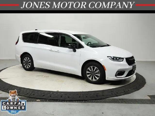 2024 Chrysler Pacifica Hybrid Select for sale in Savannah, TN
