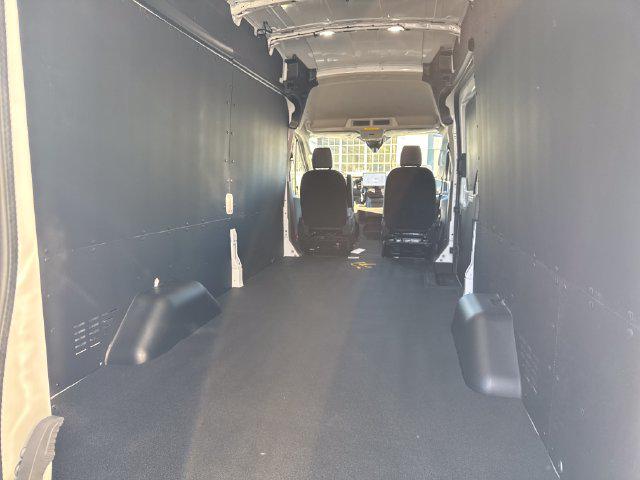 2027 Ford Transit Cargo Van Base