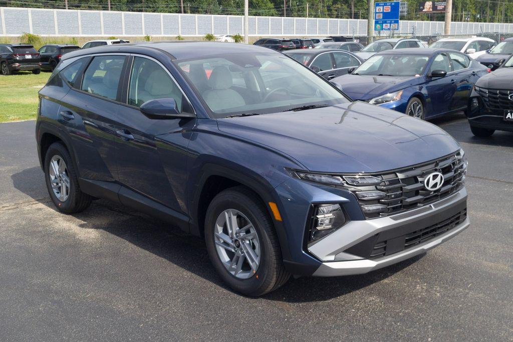 New 2026 Blue Hyundai SE FWD image 3