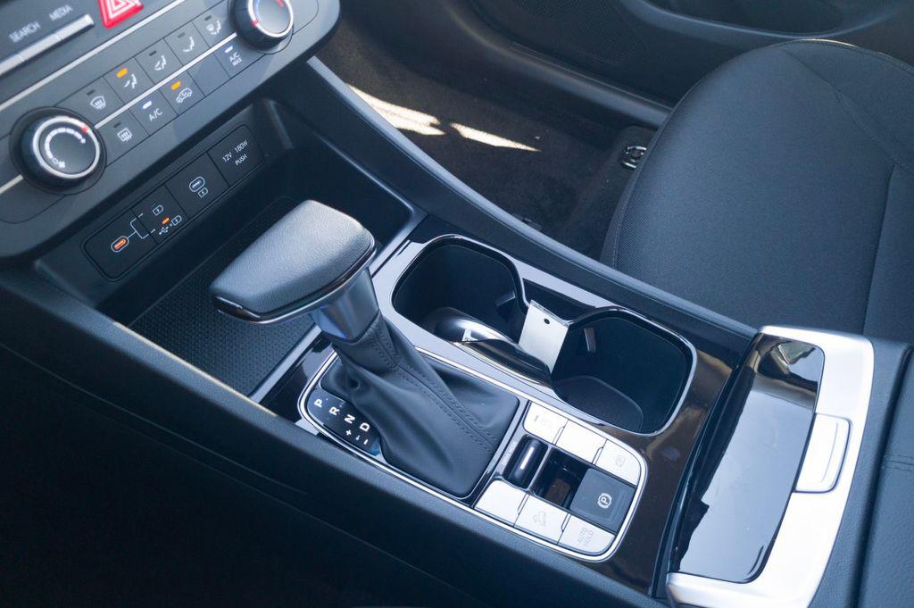 New 2026 Blue Hyundai SE FWD image 22