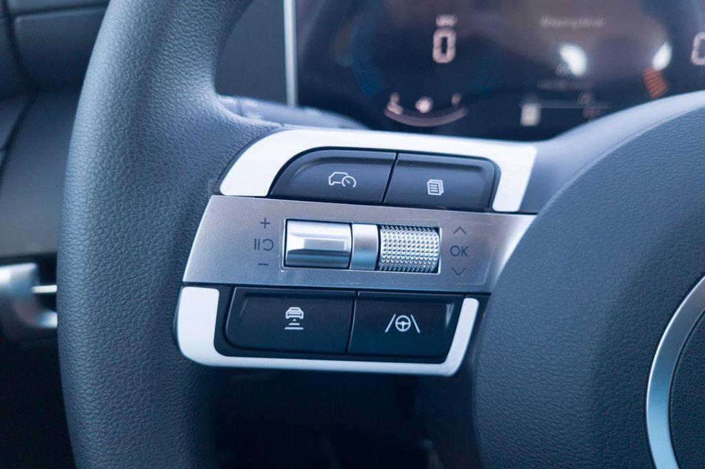 New 2026 Blue Hyundai SE FWD image 25