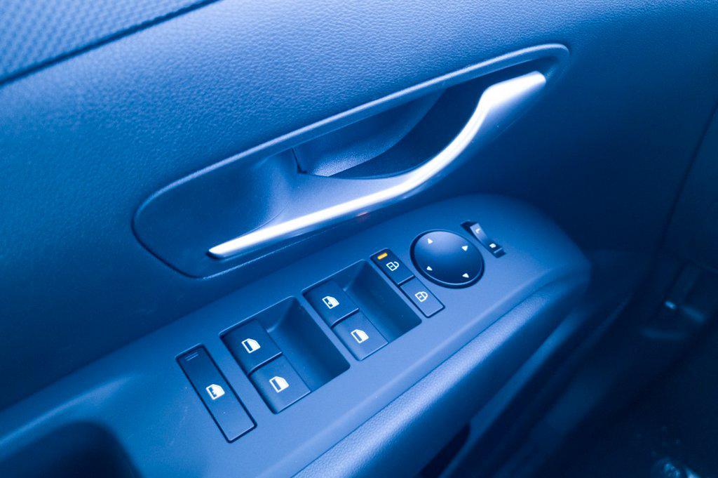 New 2026 Blue Hyundai SE FWD image 28