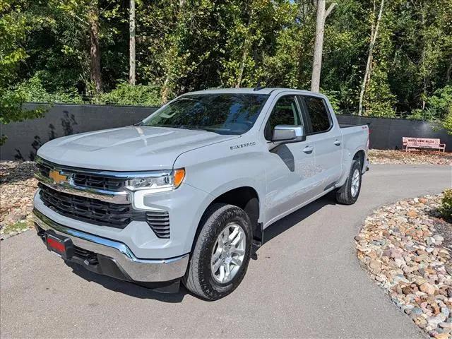 2024 Chevrolet Silverado 1500 4WD Crew Cab Short Bed LT for sale in Kansas City, MO