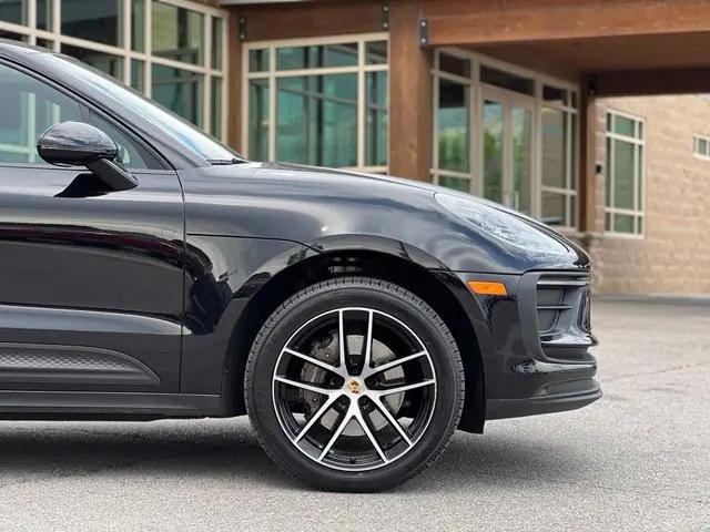 2023 Porsche Macan T