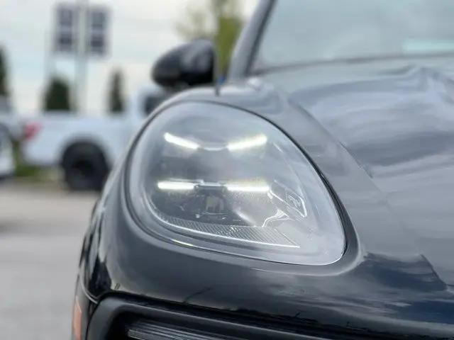 2023 Porsche Macan T