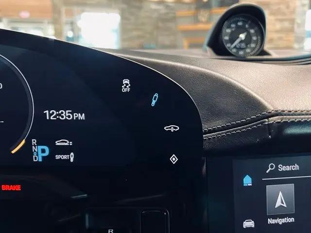 2020 Porsche Taycan Turbo