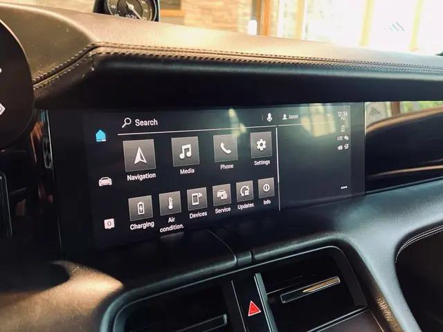 2020 Porsche Taycan Turbo