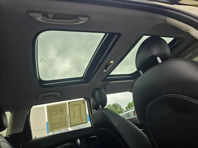 2019 MINI Cooper Clubman Cooper