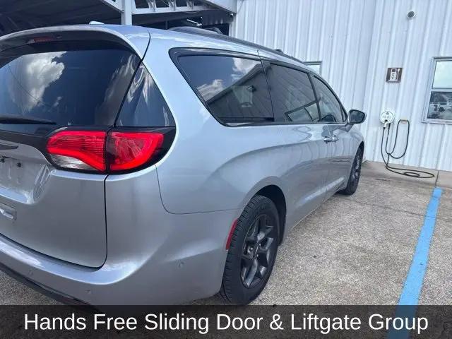 2020 Chrysler Pacifica Touring L Plus