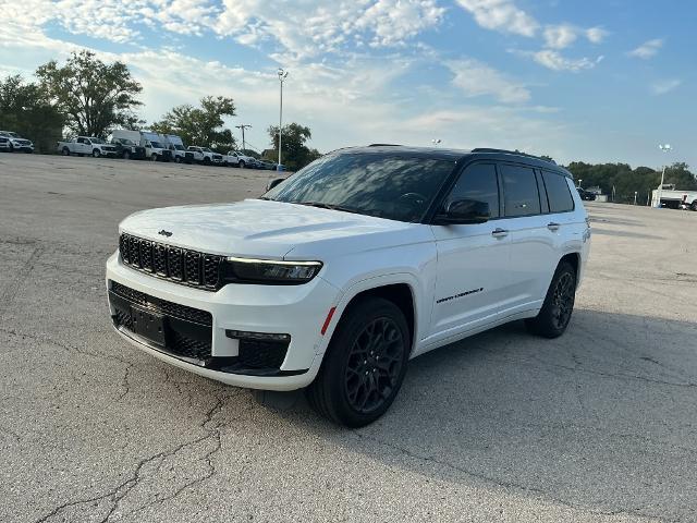 2023 Jeep Grand Cherokee L Summit 4x4 for sale in Shawnee, KS